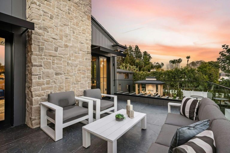 modern-outdoor-patio-with-sunset-view-1536x1024